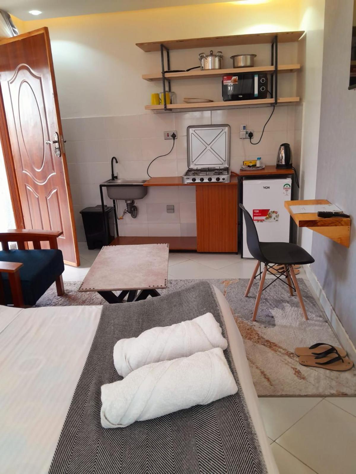 Sandalwood Suites Nakuru - Studios & One Bedroom Suites Bagian luar foto