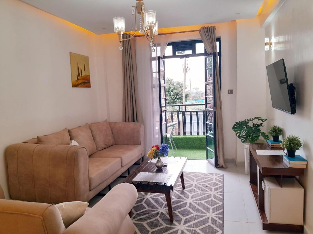 Sandalwood Suites Nakuru - Studios & One Bedroom Suites Bagian luar foto